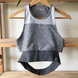 Tri-Tone Slashback Crop